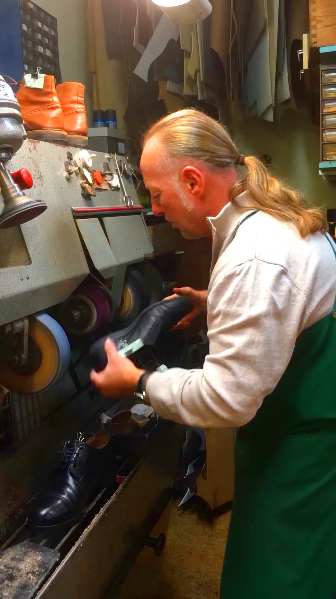 Reparatur Von Aldenschuhen 🥇 Thorsten Schmitt - Ihr Schuhmachermeister in Würzburg